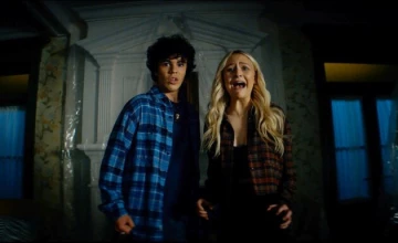 Стоп-кадр из 4 серии 1 сезона сериала Чаки