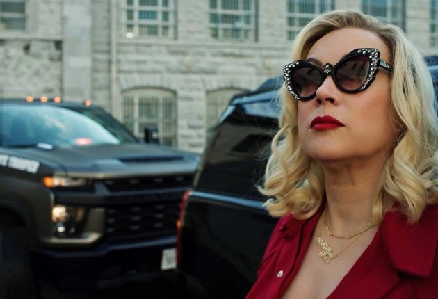 Картинки из сериала Чаки 3 сезон