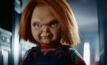 Стоп-кадр из 2 серии 1 сезона сериала Чаки