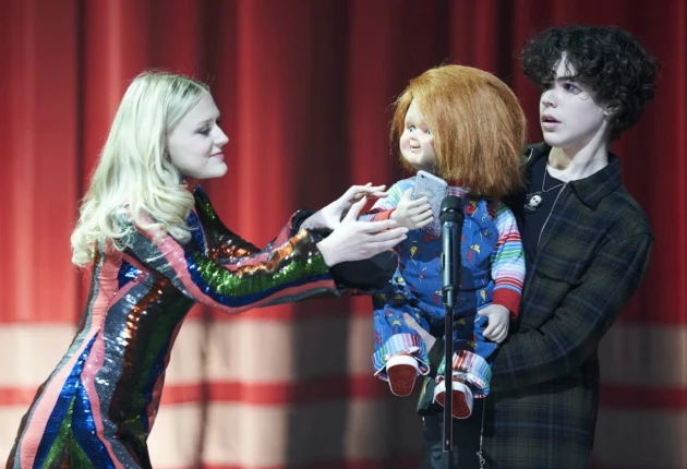 Стоп-кадр из 8 серии 2 сезона сериала Чаки